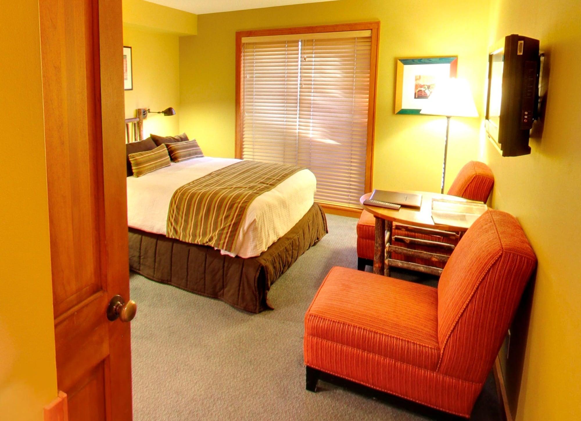 Hilton Grand Vacations Club Whistler Hotel Exterior photo
