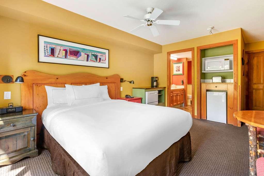 Hilton Grand Vacations Club Whistler Hotel Room photo
